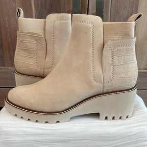 Dolce Vita leather boots
